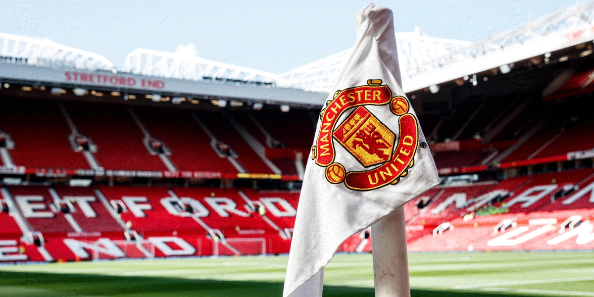 Satu Telepon Gagalkan Misi Transfer Manchester United Satu Telepon Gagalkan Misi Transfer Manchester United