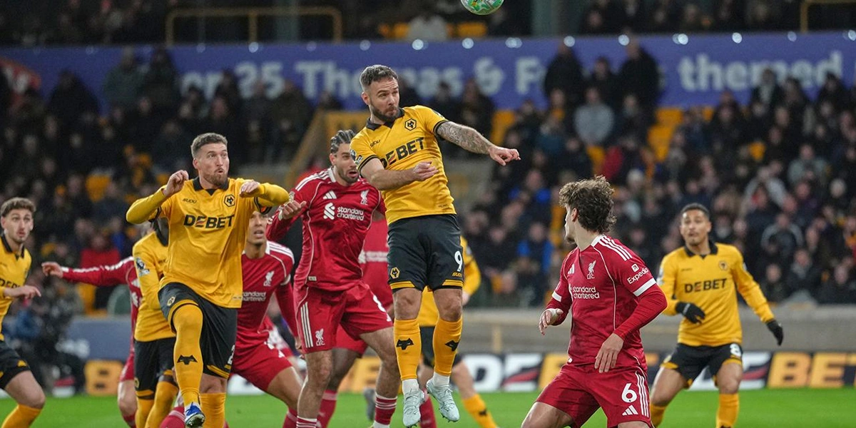 Liverpool-Dikalahkan-Wolves-Melalui-Tendangan-di-Menit-Menit-Akhir